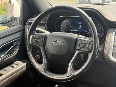 Used 2022 Chevrolet Tahoe RST w/ Luxury Package AWD/4WD image 19