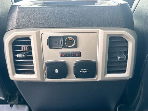 Used 2019 Ford F150 Lariat w/ Equipment Group 502A Luxury AWD/4WD image 26