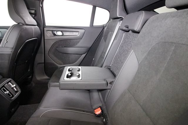 Certified 2023 Volvo C40 P8 Recharge Plus AWD/4WD image 20