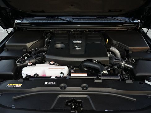 Used 2025 Lexus GX 550 image 34