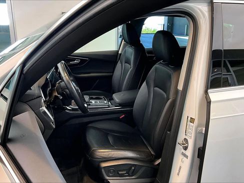 Used 2023 Audi Q7 2.0T Premium Plus w/ Premium Plus Package AWD/4WD image 8
