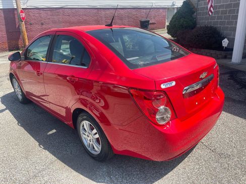 Used 2012 Chevrolet Sonic LT FWD image 7
