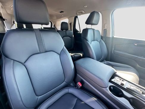 Used 2023 Honda Pilot EX-L image 28