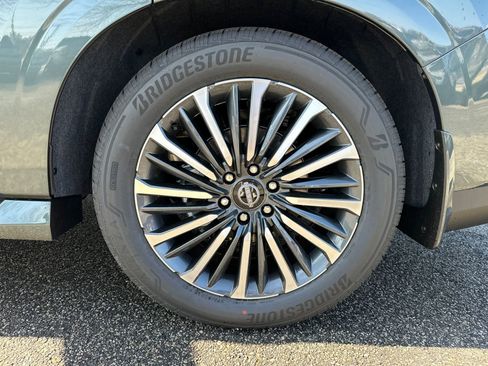 New 2026 Nissan Armada Platinum Reserve image 21