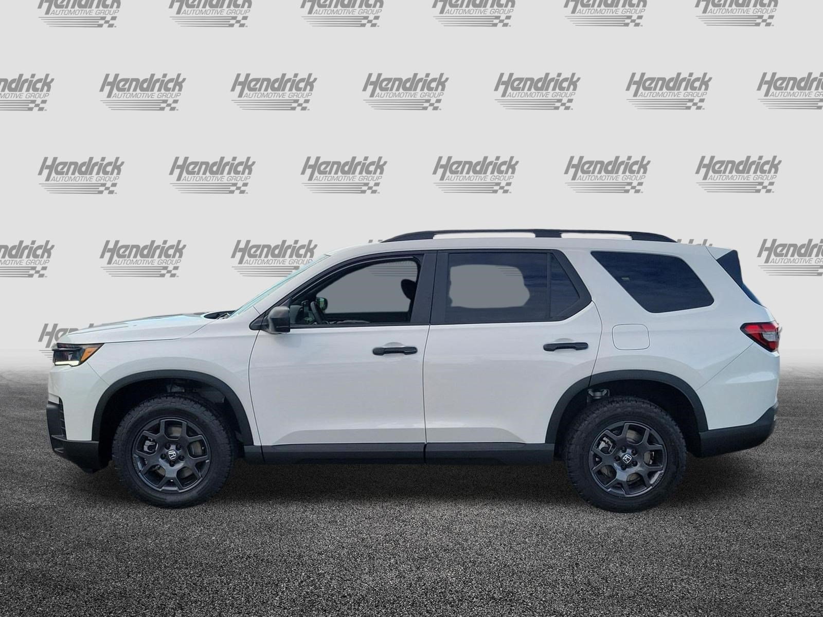 New 2026 Honda Pilot TrailSport image 4