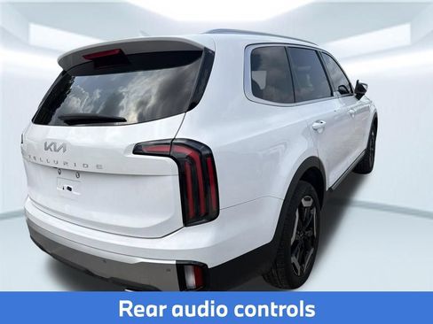 Used 2024 Kia Telluride EX w/ EX Captain's Chair Package FWD image 9