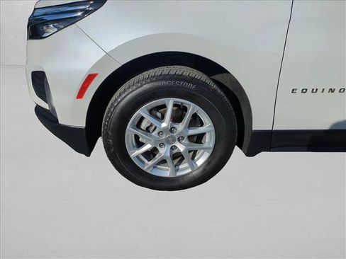 Used 2024 Chevrolet Equinox LT AWD/4WD image 23