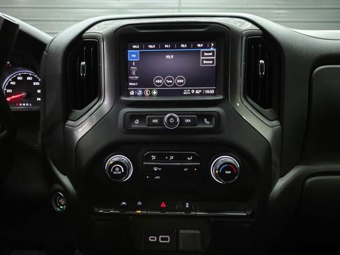Used 2025 Chevrolet Silverado 1500 W/T AWD/4WD image 25