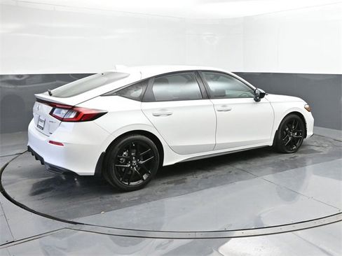 New 2025 Honda Civic Sport image 15