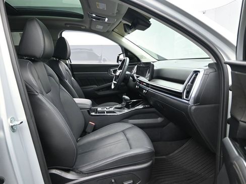 Used 2026 Kia Sorento SX image 35