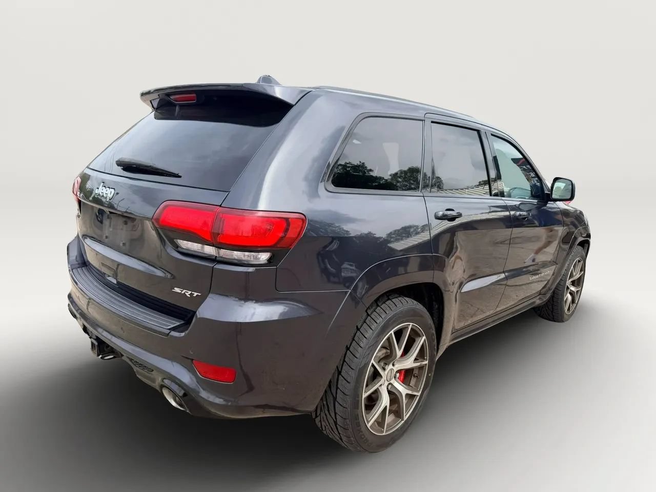 Used 2016 Jeep Grand Cherokee SRT w/ Trailer Tow Group IV AWD/4WD image 12