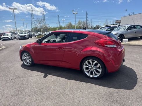 Used 2015 Hyundai Veloster w/ Option Group 02 image 8