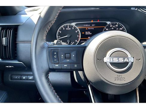 Used 2025 Nissan Pathfinder Rock Creek AWD/4WD image 18