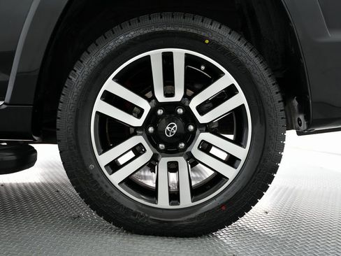 Used 2019 Toyota 4Runner Limited image 67