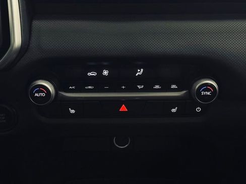 Used 2025 MAZDA CX-50 AWD 2.5 S w/ Premium Package image 35