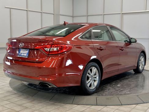 Used 2016 Hyundai Sonata SE w/ Cargo Package image 8