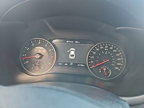 Used 2018 Kia Stinger GT2 image 24