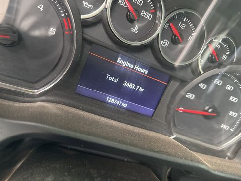 Used 2022 Chevrolet Silverado 2500 LTZ w/ LTZ Plus Package image 5