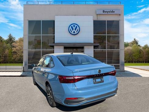 Used 2025 Volkswagen Jetta Sport FWD image 5
