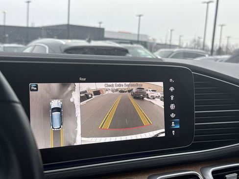 Used 2021 Mercedes-Benz GLE 350 4MATIC image 17