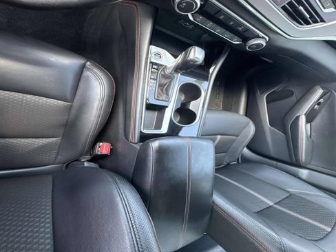 Used 2024 Nissan Altima 2.5 SR FWD image 24
