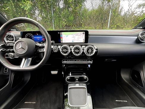 Certified 2024 Mercedes-Benz CLA 250 4MATIC image 15