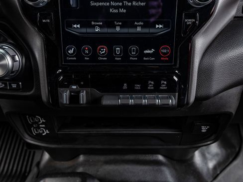 Used 2021 RAM 2500 Power Wagon image 28