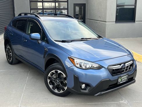 Used 2023 Subaru Crosstrek 2.0i Premium image 6