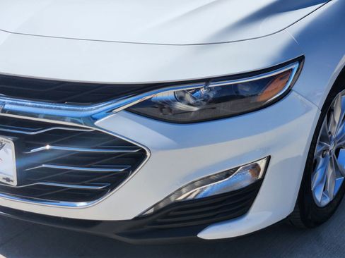 Used 2023 Chevrolet Malibu LT FWD image 9