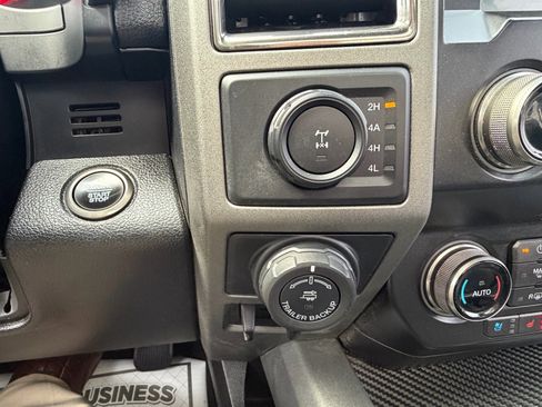 Used 2019 Ford F150 Raptor w/ Equipment Group 802A Luxury image 21