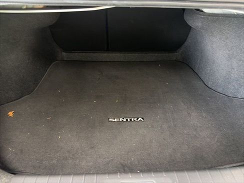 Used 2025 Nissan Sentra S image 11