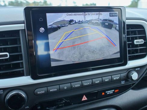 New 2025 Hyundai Venue Limited image 4