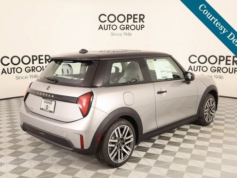 New 2025 MINI Cooper 2-Door Hardtop FWD image 21
