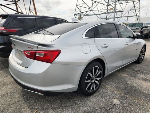 Used 2020 Chevrolet Malibu RS w/ LPO, Convenience Package 1 image 5