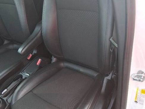 Used 2021 Buick Encore Preferred AWD/4WD image 12