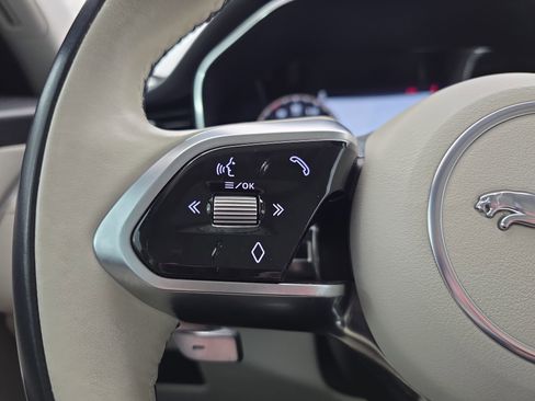 Used 2021 Jaguar F-PACE S image 17