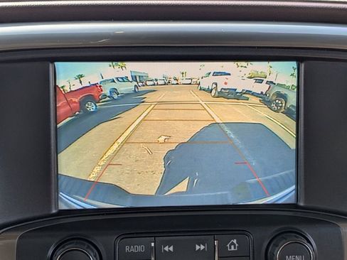 Used 2018 Chevrolet Silverado 1500 High Country image 21