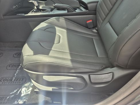 New 2026 Hyundai Elantra SEL Sport FWD image 19