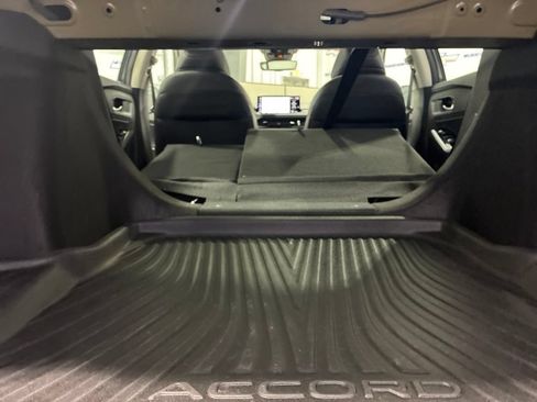 Used 2024 Honda Accord Touring image 37