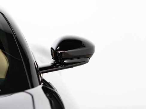 Certified 2021 Ferrari Roma image 25