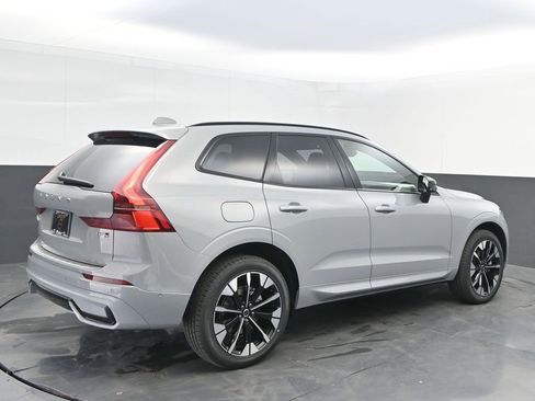 New 2026 Volvo XC60 B5 Plus w/ Protection Package Premier image 7