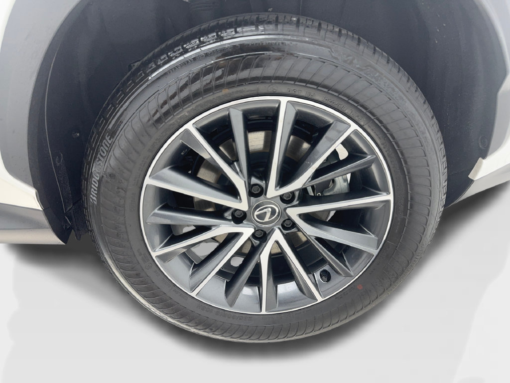 Used 2025 Lexus NX 250 FWD w/ Towing Package (2000 Lbs) image 15