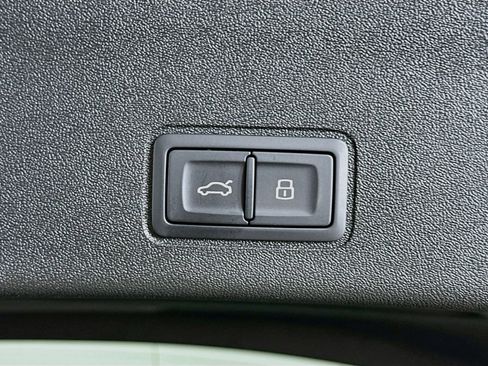 New 2026 Audi Q3 quattro 2.0T AWD/4WD image 39