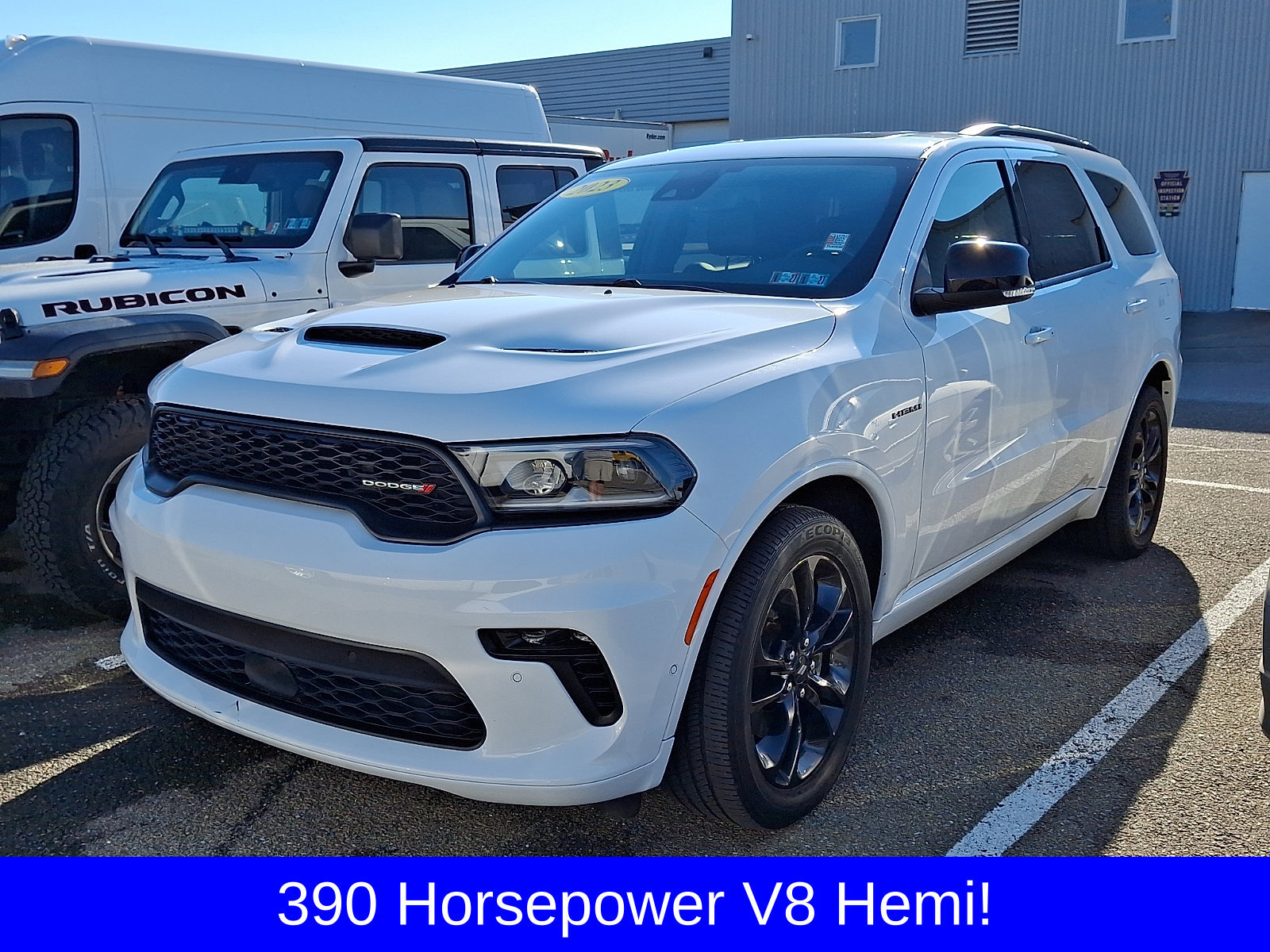 Used 2023 Dodge Durango R/T AWD/4WD image 2