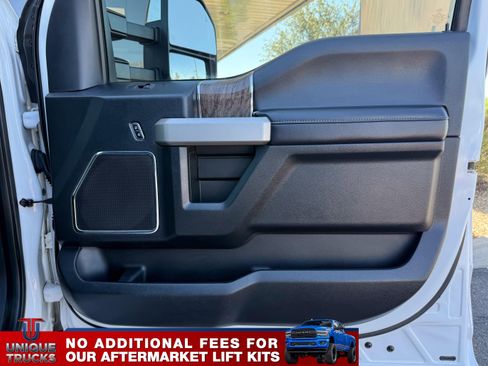 Used 2017 Ford F350 Lariat w/ Lariat Ultimate Package image 28