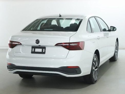 Certified 2024 Volkswagen Jetta S FWD image 45