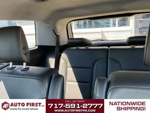 Used 2019 GMC Acadia SLT AWD/4WD image 14