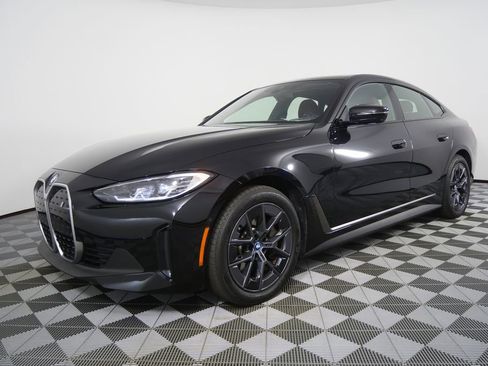 Used 2023 BMW i4 eDrive35 w/ Premium Package RWD image 7