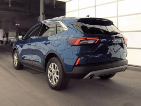 Used 2023 Ford Escape Active w/ Tech Pack #1 AWD/4WD image 5