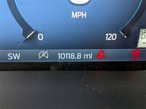 Used 2024 Ford F150 XLT w/ Equipment Group 302A MID image 24